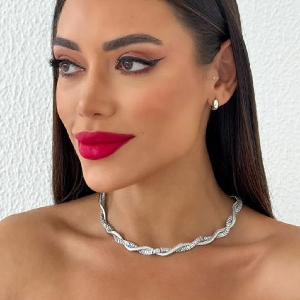 Colar Fita Com Navetes Ouro