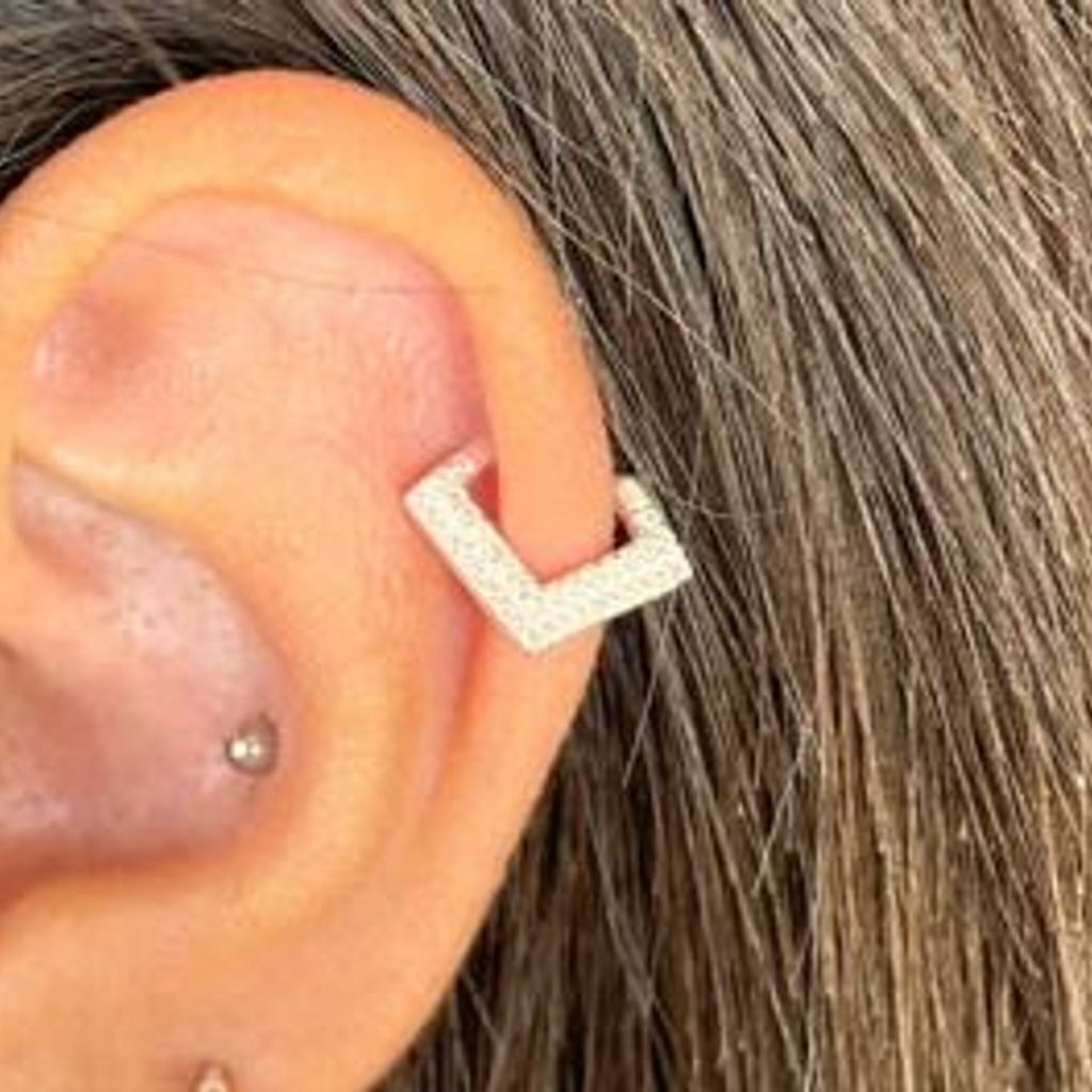 Piercing Helix Cartilagem Argola Retangular Cravejada Prata 925