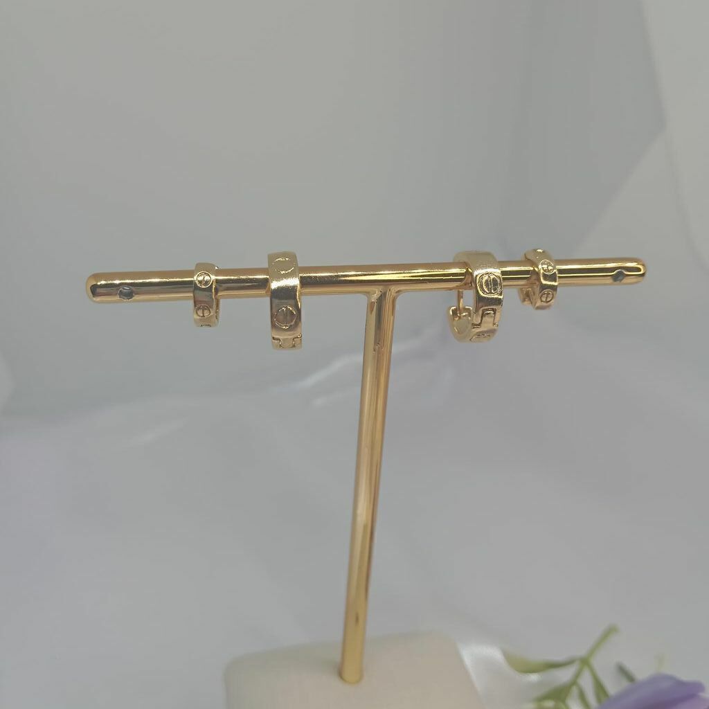 Brinco Dupla Argolinhas Liso com Detalhe Banhado a Ouro 18k