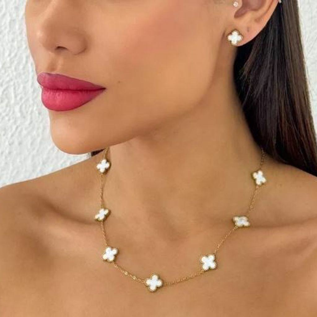 Conjunto Colar e Brinco Folheado a Ouro 18k e Prata Inspiração Vg. Resinada