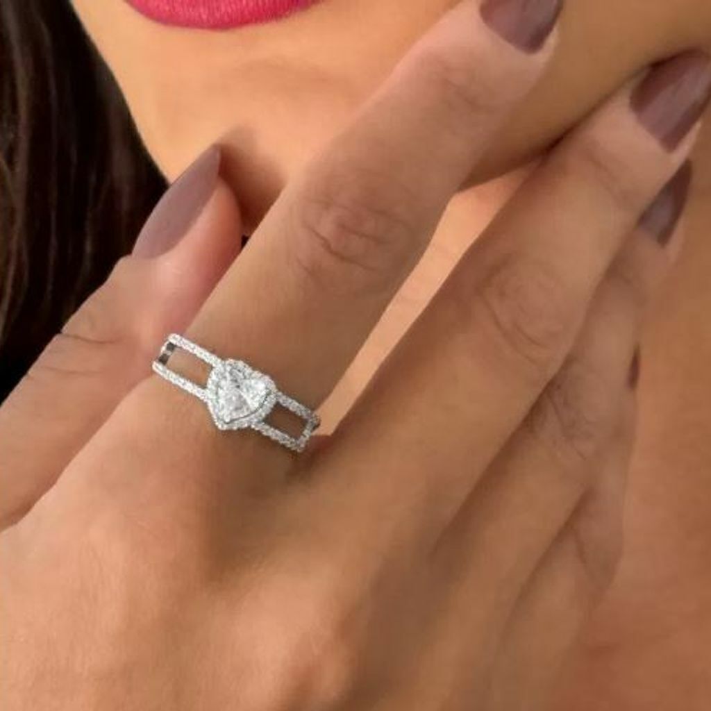 Anel Dois Fios Cravejados com Ponto de Luz de Coração