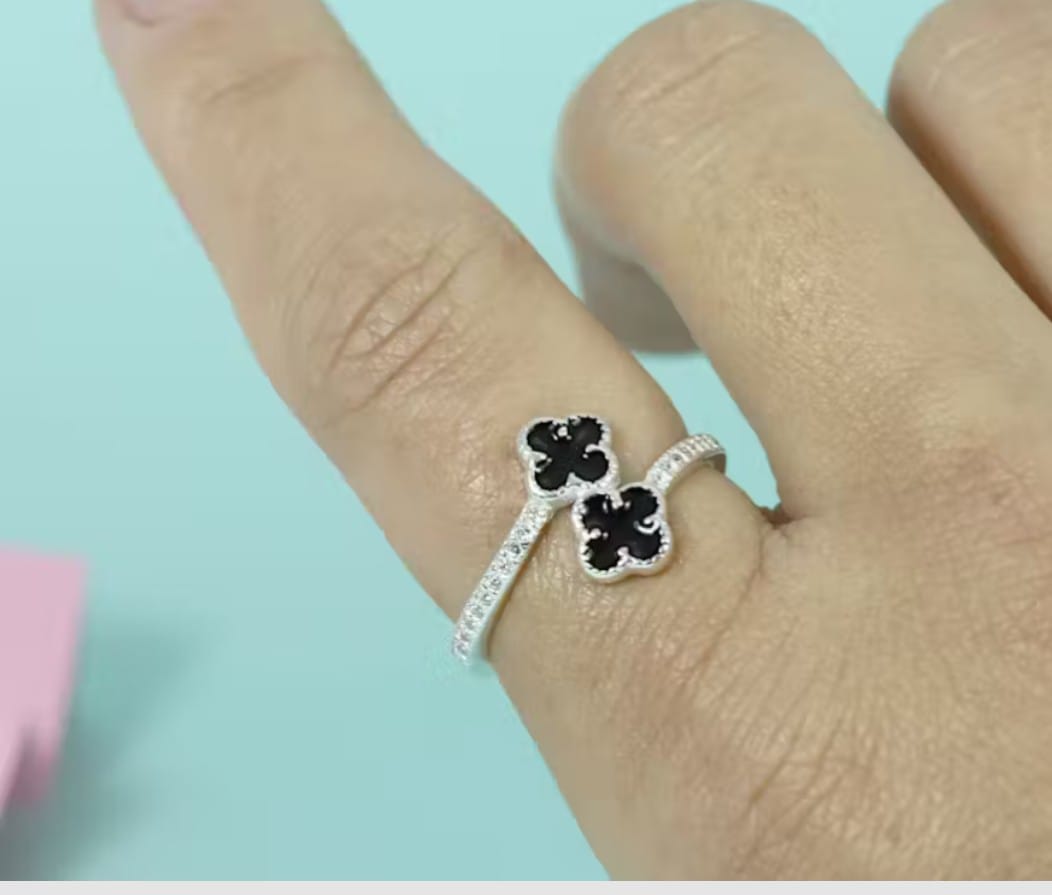 Anel prata 925 Trevos Cravejado Inspiração VG