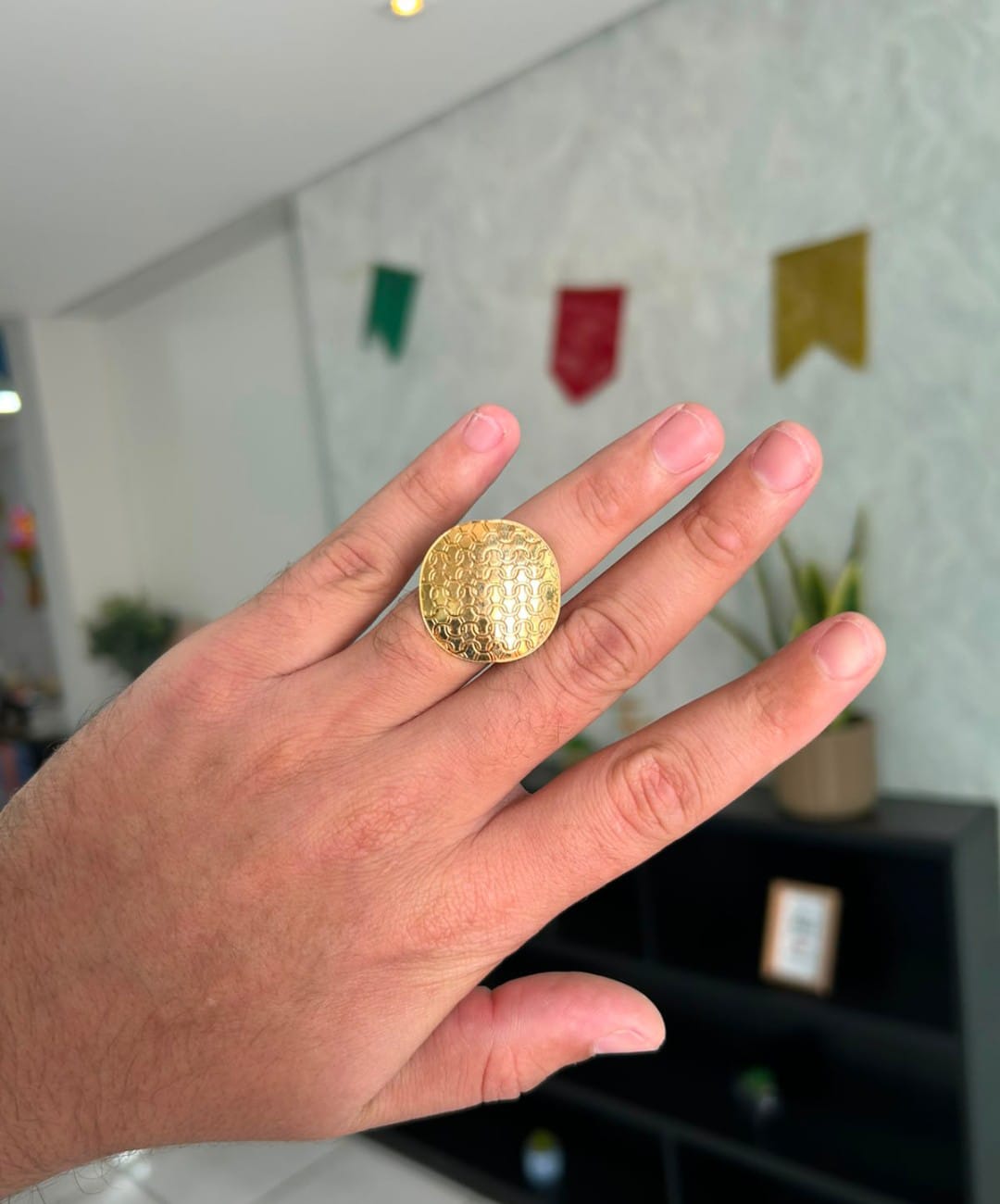 Anel Desing Botão Banhado a Ouro e Prata