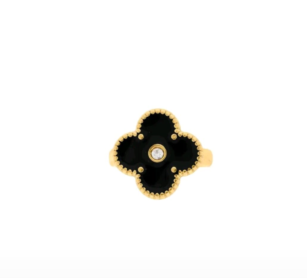 Anel Trevo Preto Banhado a Ouro com Strass Inspiração VG