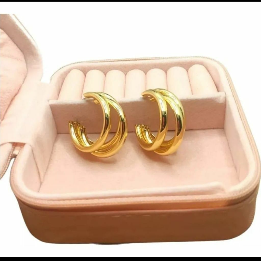 Brinco Caracol Três Fios Dourado