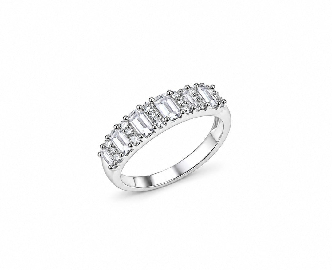 Anel Aparador Folheado a Prata 925 Microzirconado