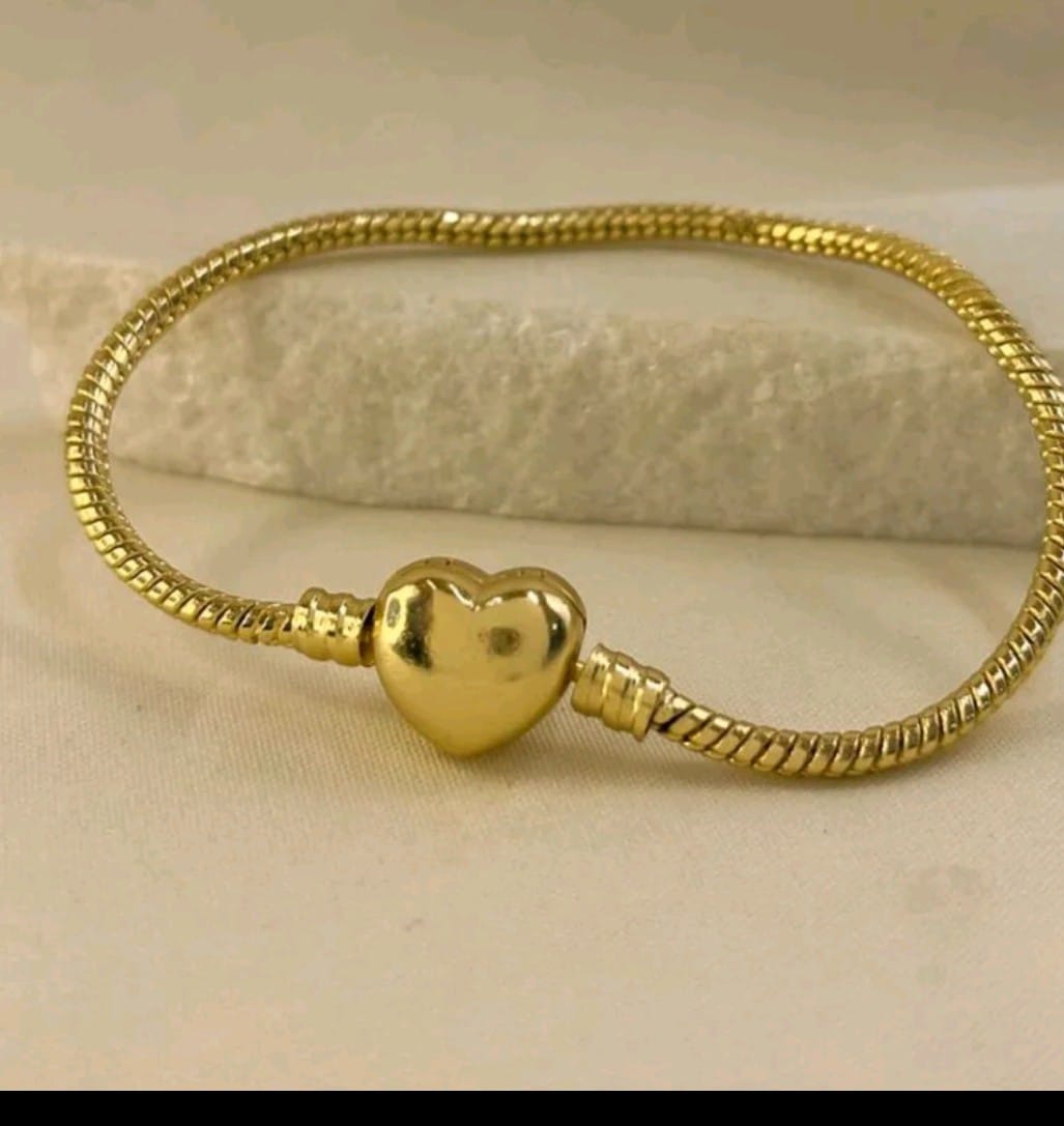 Pulseira Berloque Inspiração Pandora Banhado a Ouro Coração Liso