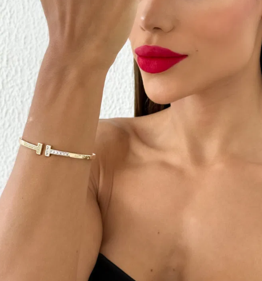 Bracelete T  Folheado a Ouro 18k e Prata Com Zircônias e Navete