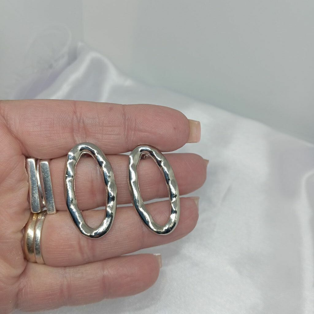 Brinco Organico Semi Jóia Banhado Ródio Branco