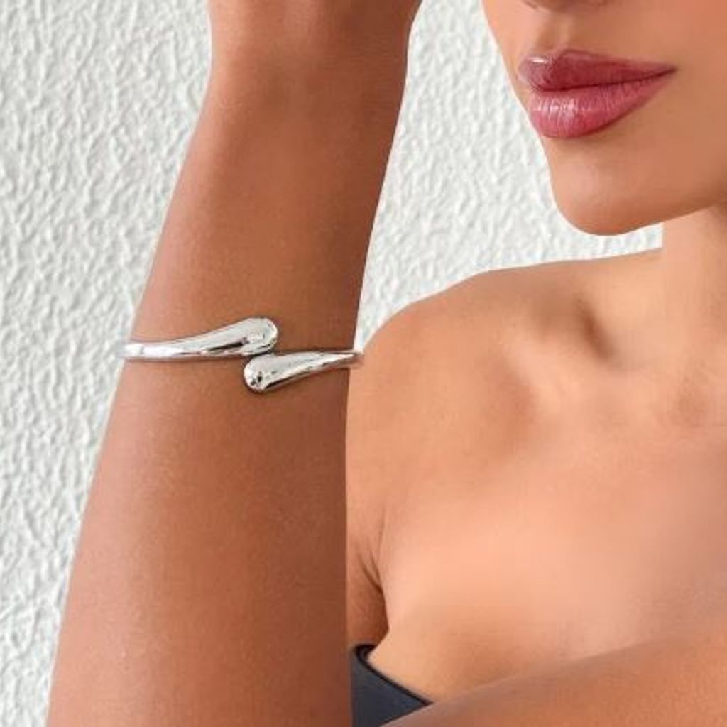 Bracelete Folheado a Ouro 18k e Prata Design Gota Lisa