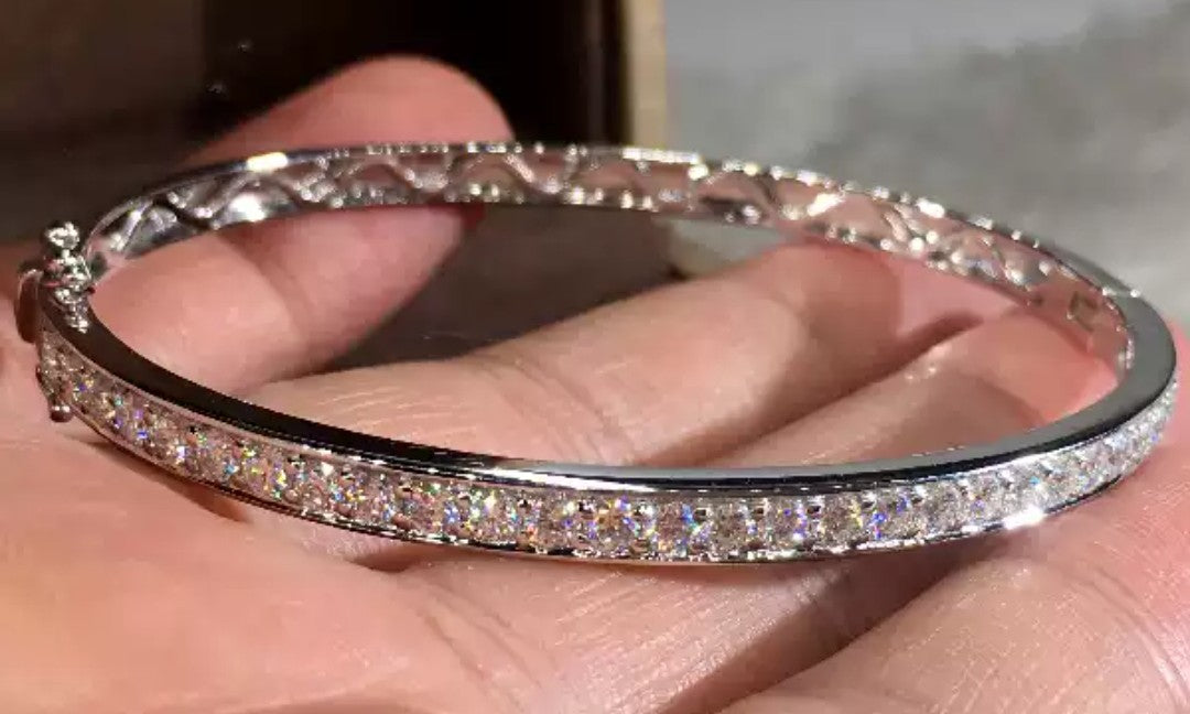 Bracelete Brutas Linha Fast Zircônias Quadrada Banhado a Ródio