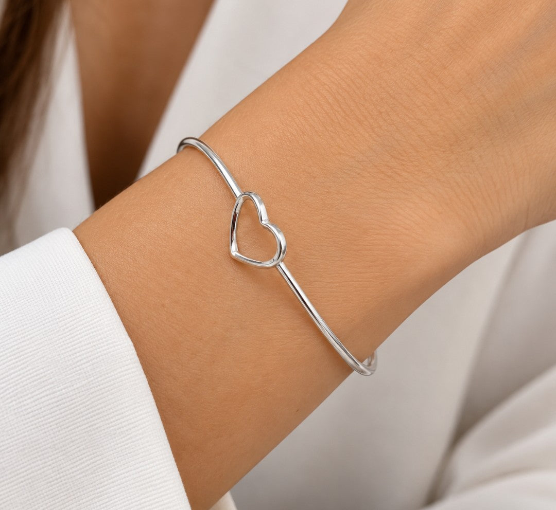 Bracelete Coração Fio Quadrado