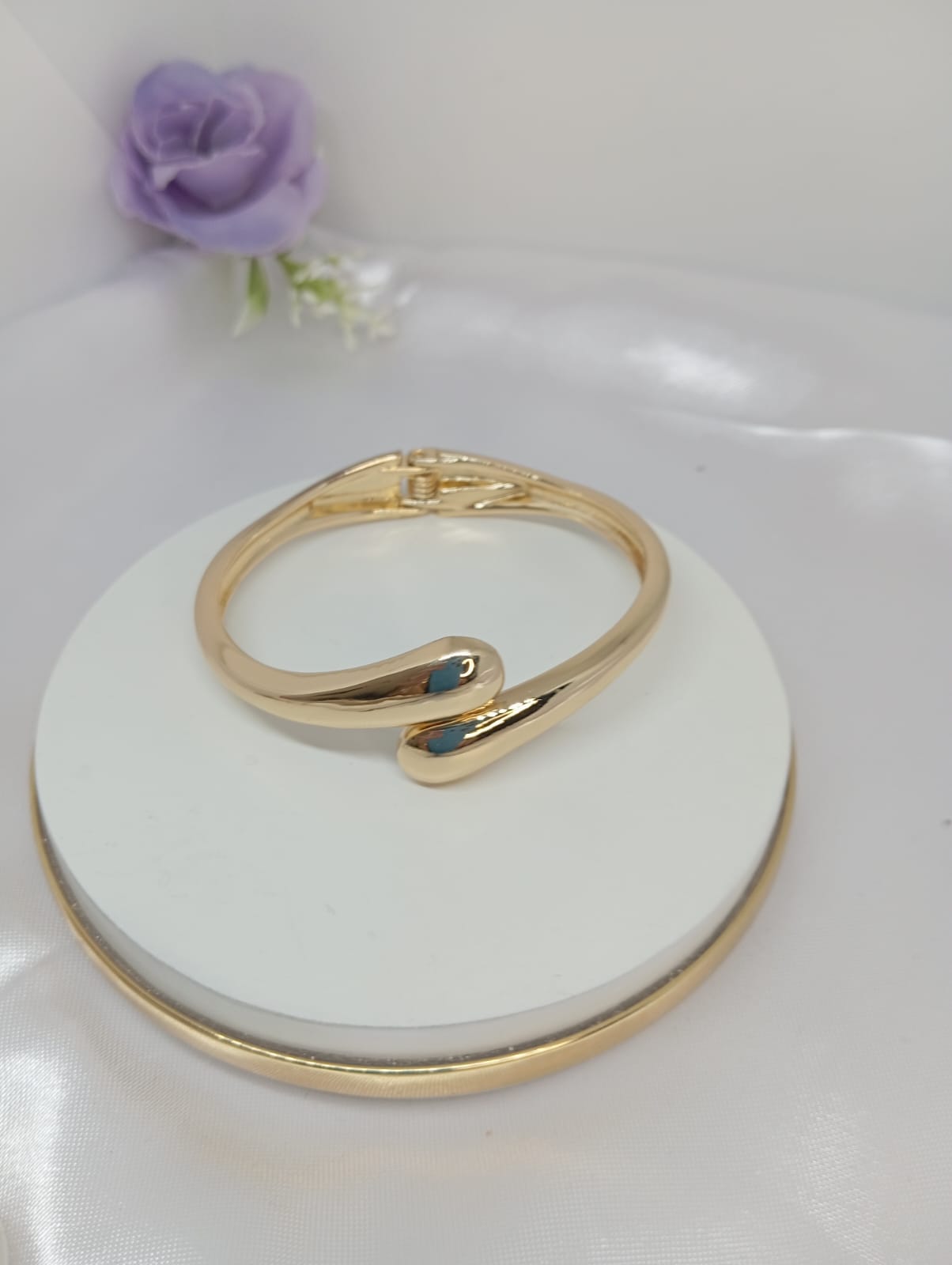 Bracelete Gota Rígido Grossa Ajustável Dourado