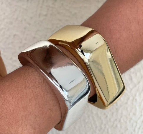 Bracelete quadrado grosso banhado a prata e Ouro