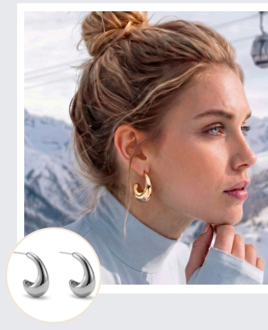 BRINCO GOTA LISA BANHADO A OURO 18K