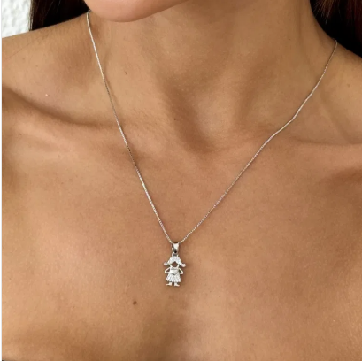 Colar Folheado Prata Veneziana Com Menina e Menino Cravejado