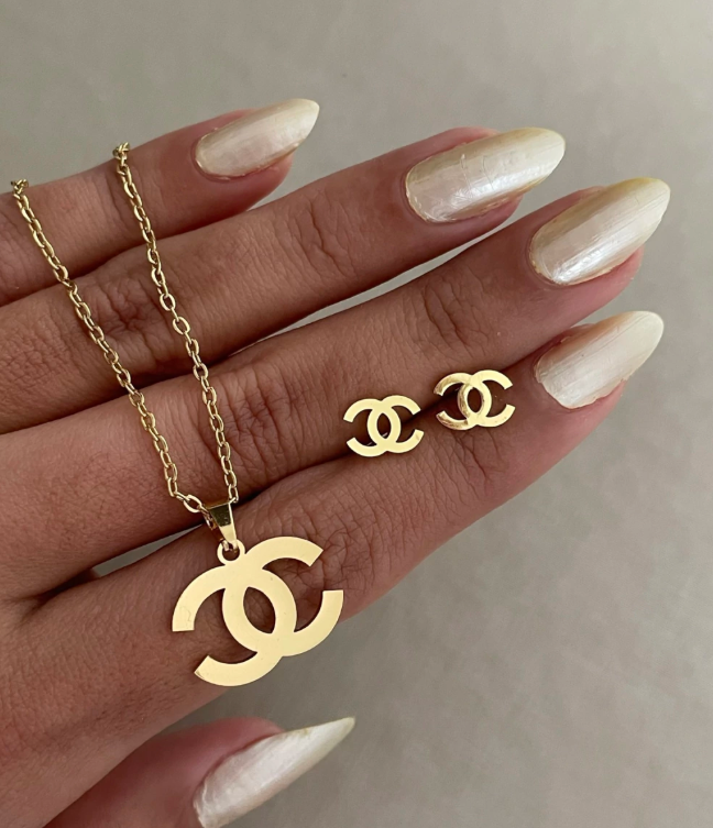 Conjunto inspiração CC aço inox dourado