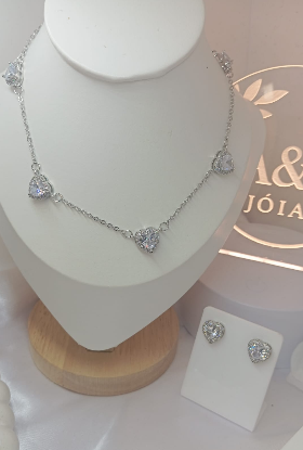 Conjunto Colar e Brinco prime 5 corações de zircônias banhado a prata