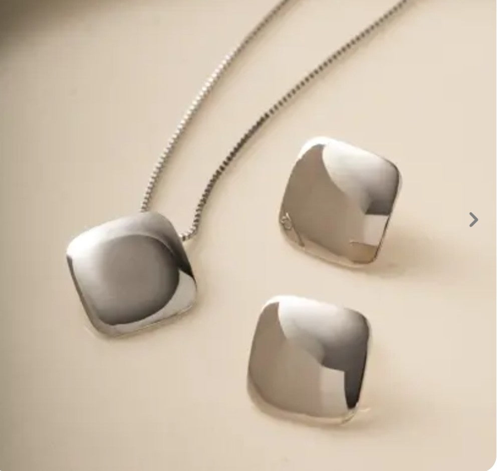 CONJUNTO COLAR E BRINCO QUADRADO LISO RÓDIO BR