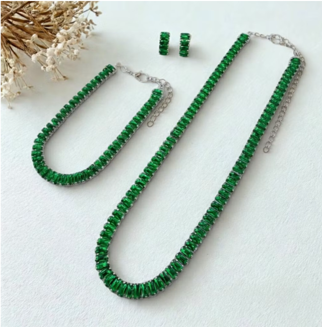Conjunto Colar, Pulseira Brinco Riviera Zircônias Verde Banhado a Prata