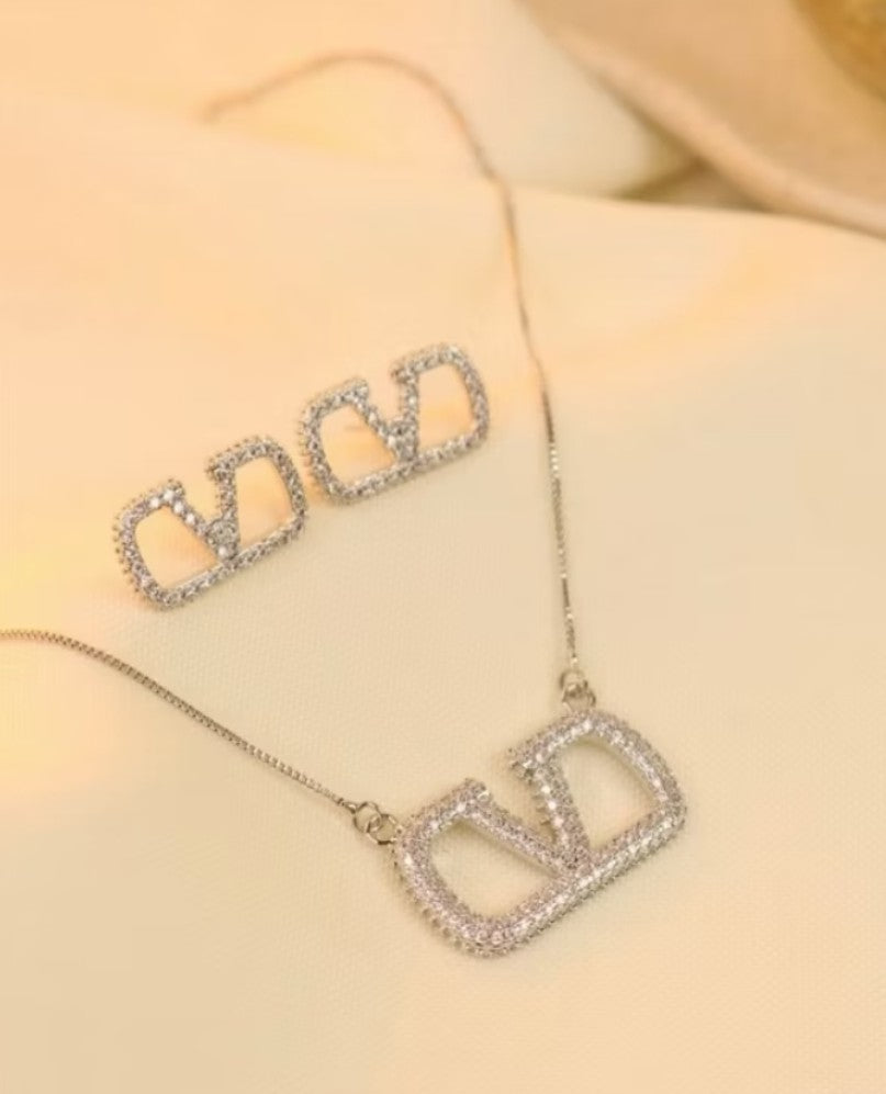 Conjunto prime inspiração V de zircônias banhado a prata