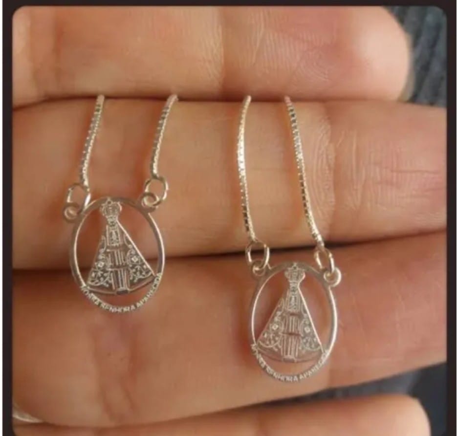 Escapulário Nossa Senhora Oval Vazada