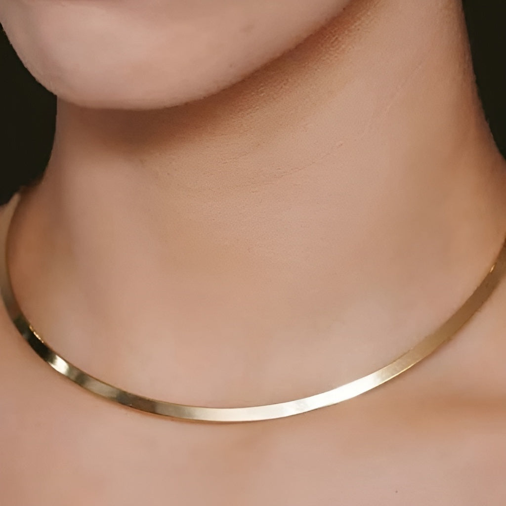 Chocker Laminada Rígido Banhado a Ouro