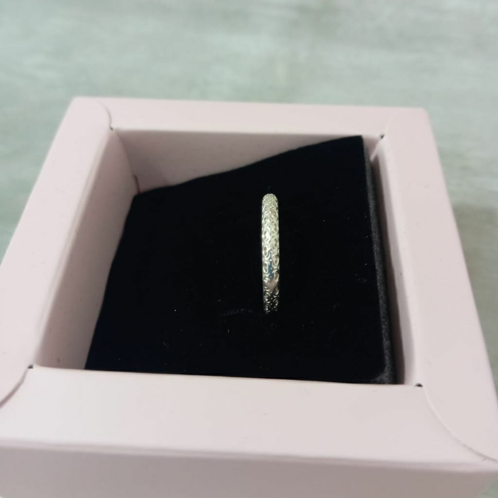 Anel Aparador de Prata 925 Detalahado