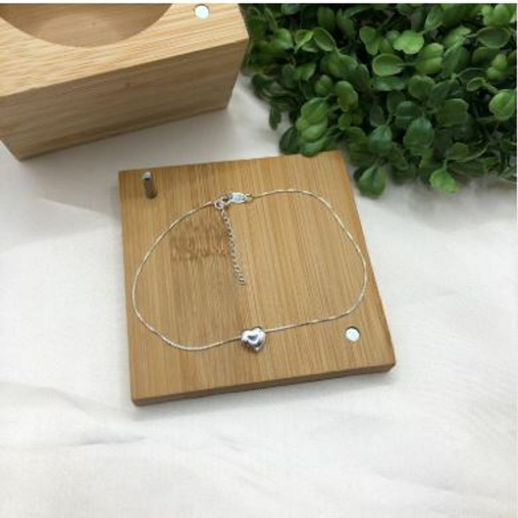 Tornozeleira de prata 925 elo v12 com pingente coração cheio