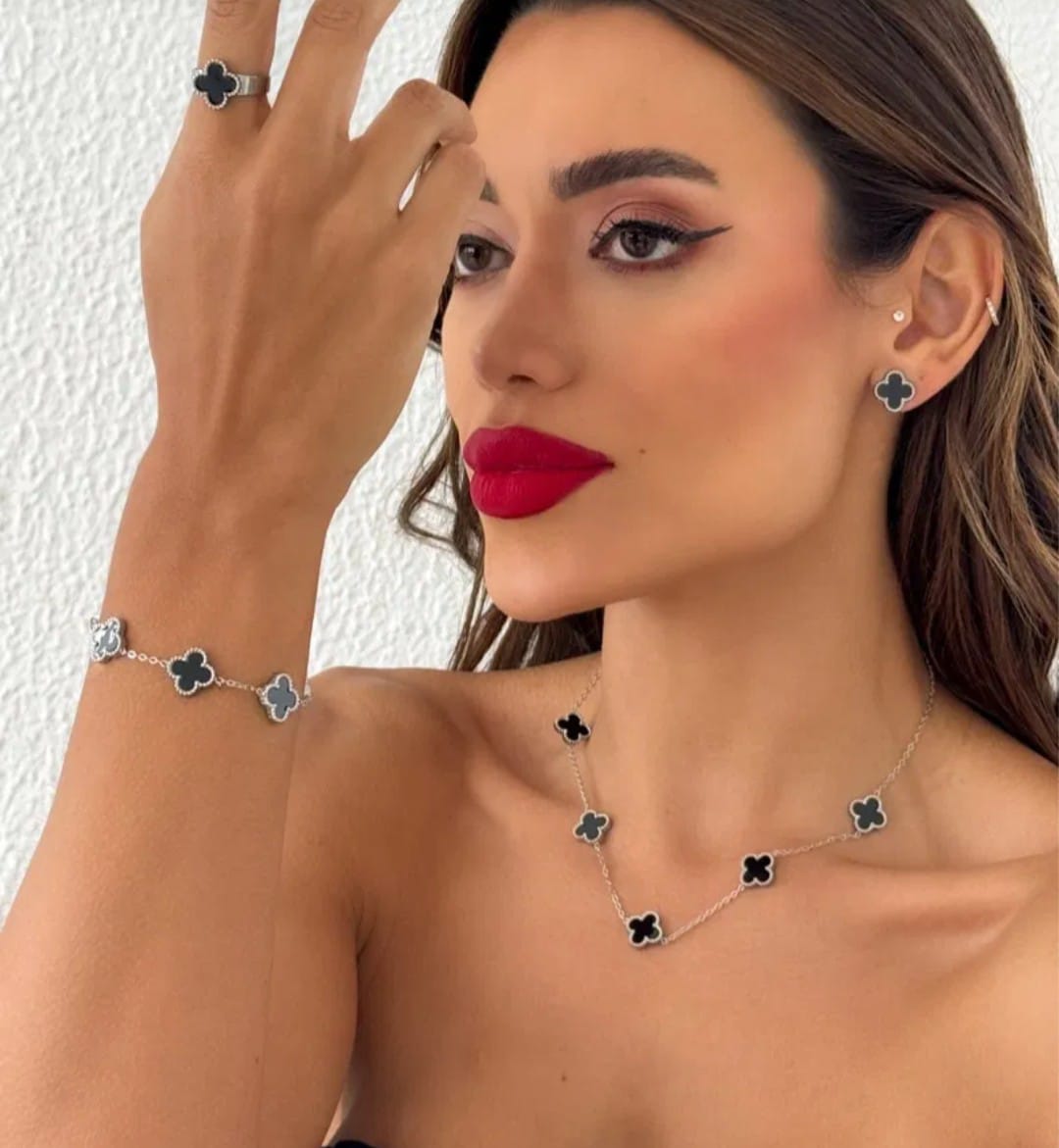 Conjunto Inspiração VG Anel, Colar, Brinco E Pulseira Aço Inoxidável Folh. A Ouro e Prata