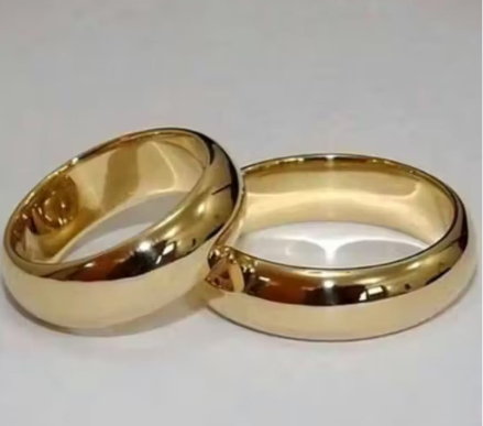 Par de Aliança Tungstênio 6mm Banhado a Ouro 18k + Solitário