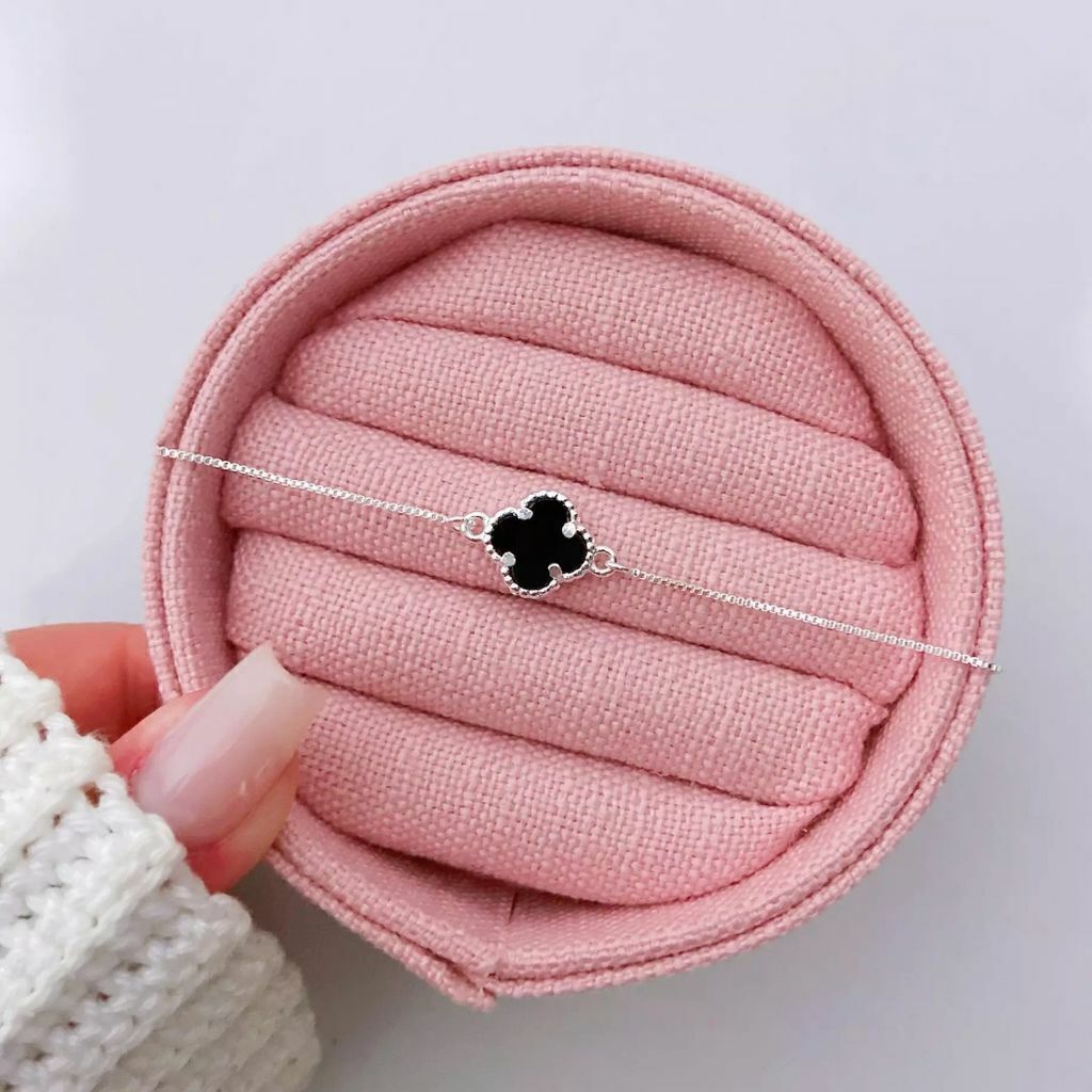 Pulseira Semi Jóia Trevo Preto Inspiração VG