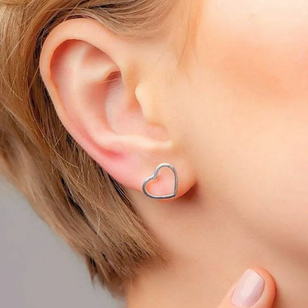 Brinco de prata 925 de coração chapinha vazado