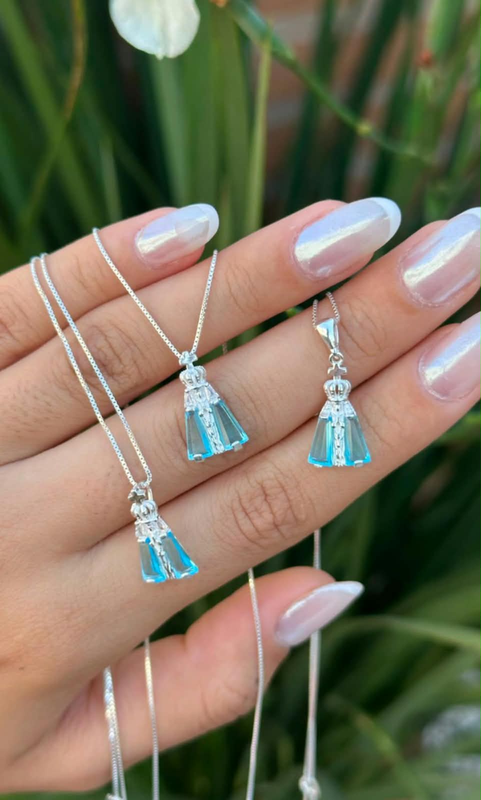 Gargantilha Nossa Senhora Aparecida Zircônia Azul Cristal prata 925