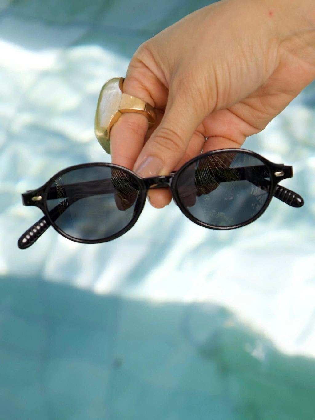 Óculos de Sol Premium Oval Mimia 2.0 - Preto - Acetato - Com proteção UV400 - 2297 - C1