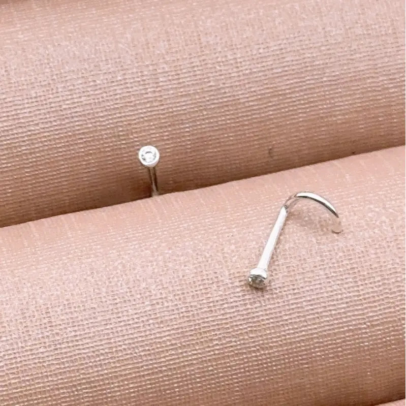 PIERCING NOSTRIL PONTO DE LUZ PRATA 925