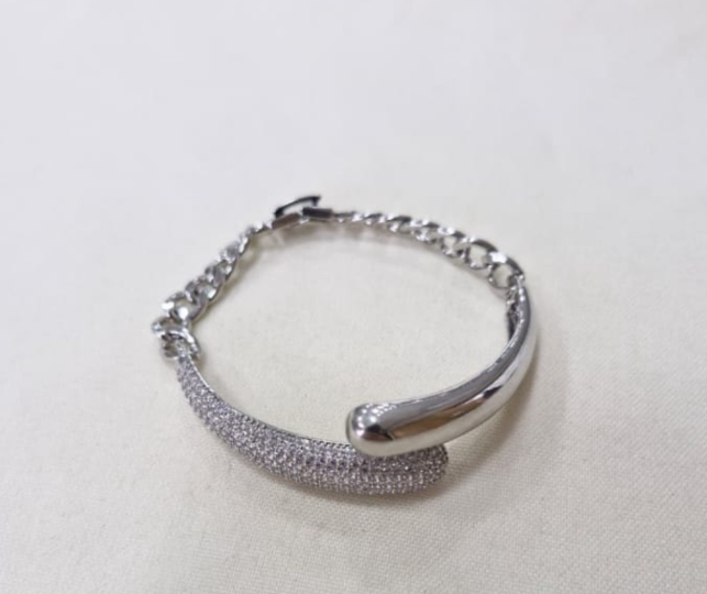 Pulseira Gotas Cravejada e Lisa Banhado a Ródio