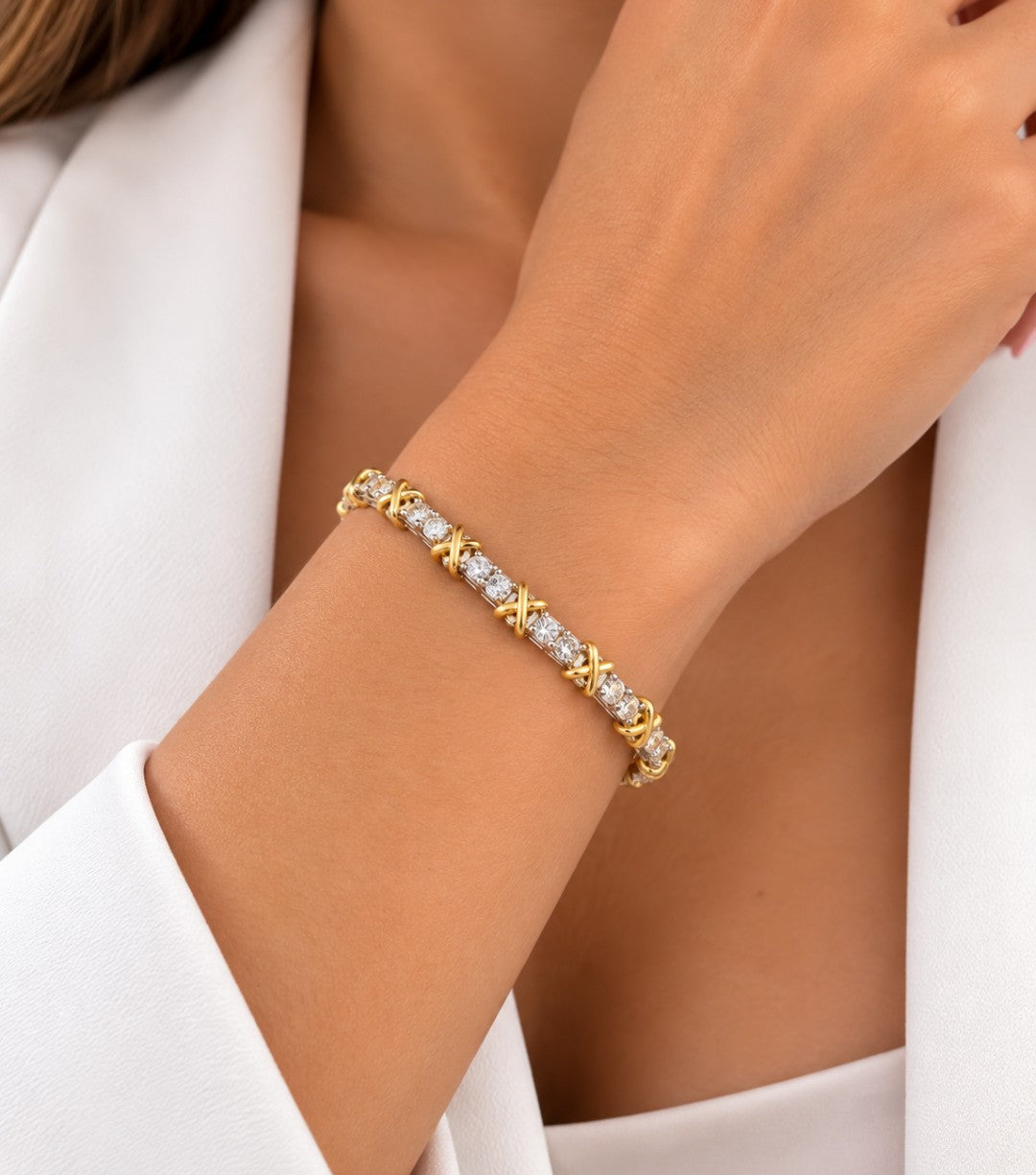 Pulseira Folheada a Ouro 18K e Prata Design X Cravejado