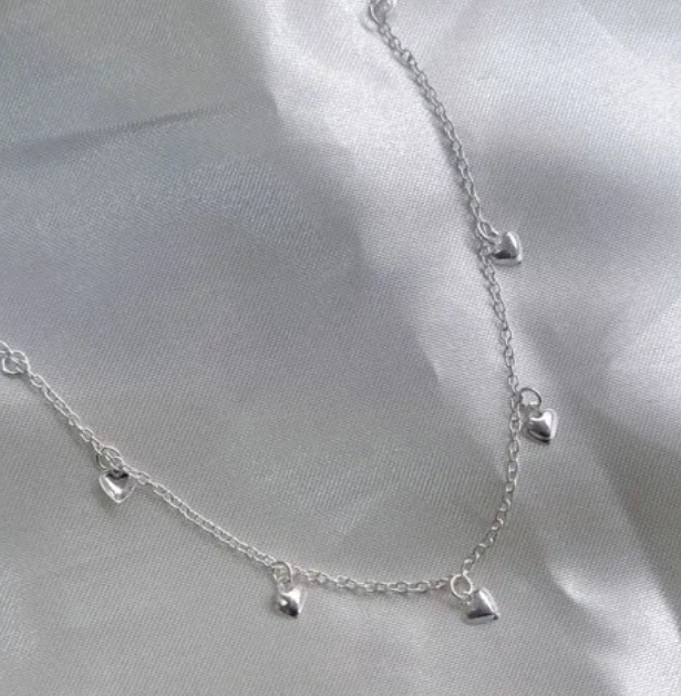 Pulseira 5 corações pendurados prata 925
