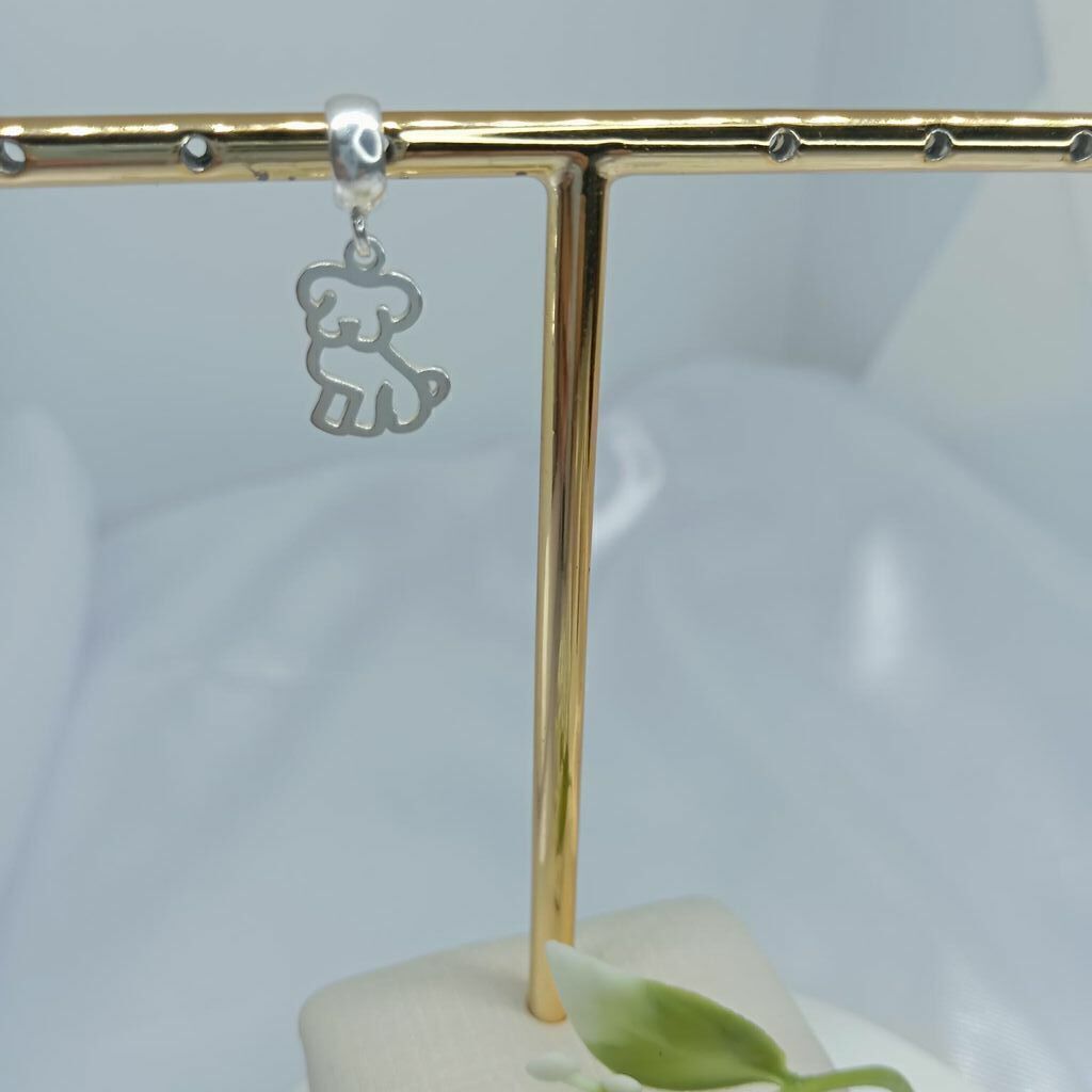 Berloque Cachorro Vazado