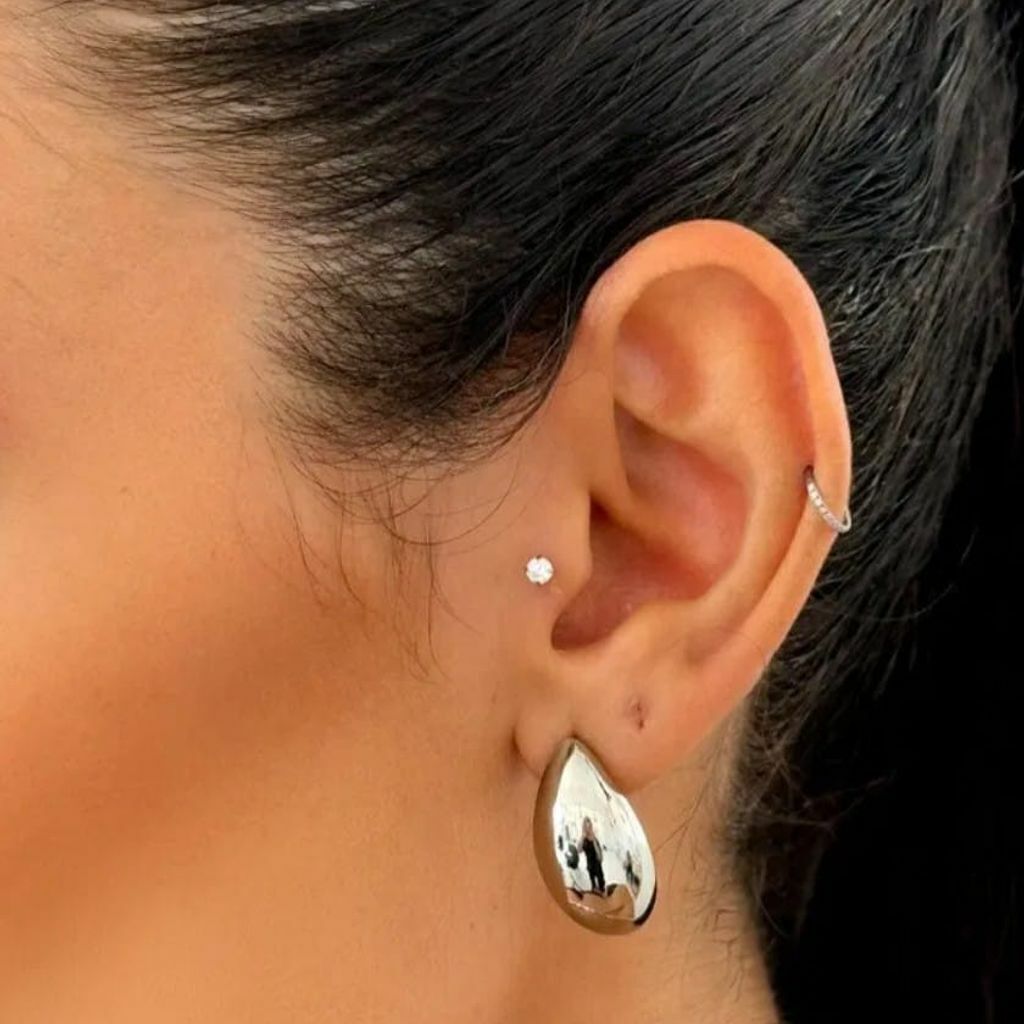 Brinco Gota Semi Jóia Banhado a Prata Grande