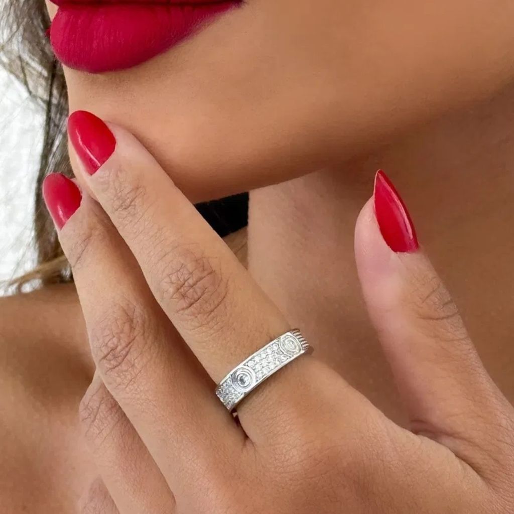 Anel Folheado a Ouro 18k e Prata Cravejado e Detalhado