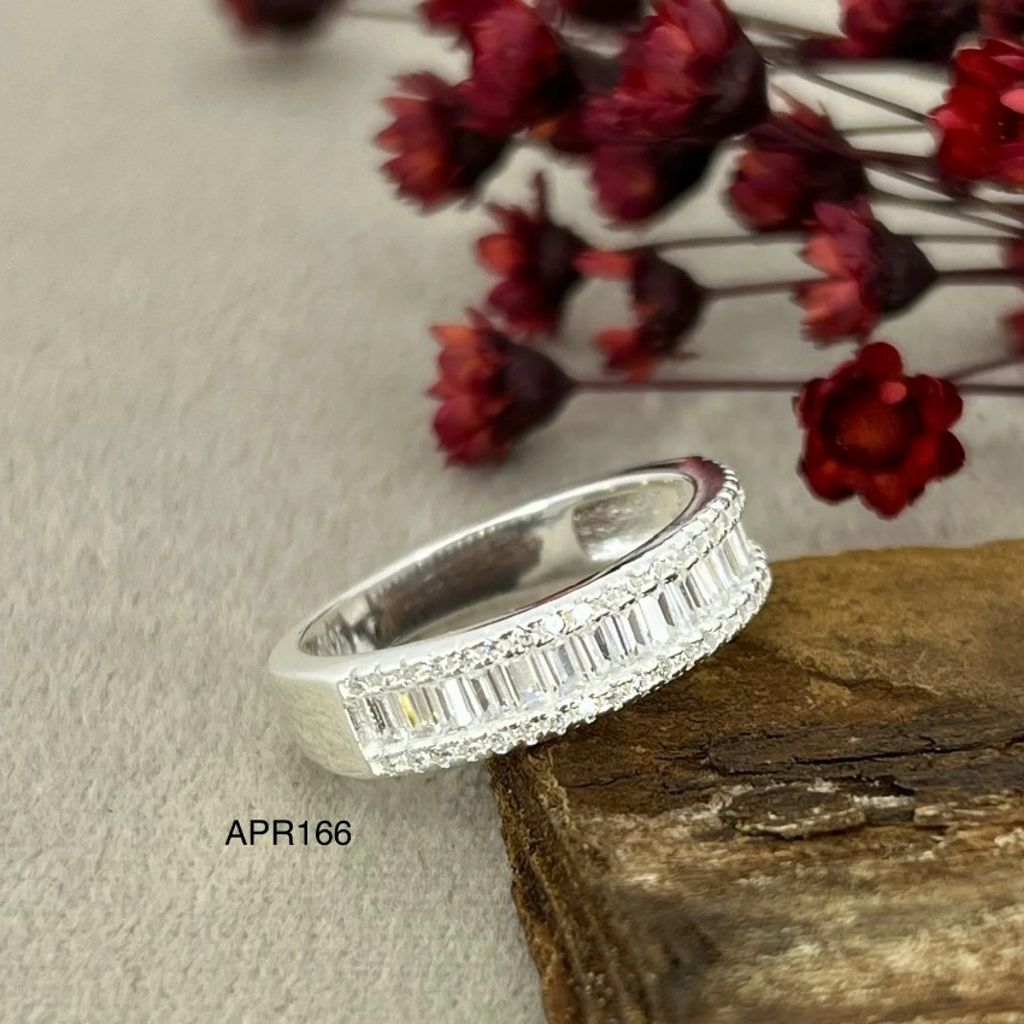 Anel aparador largo Navete e Cravejado prata 925