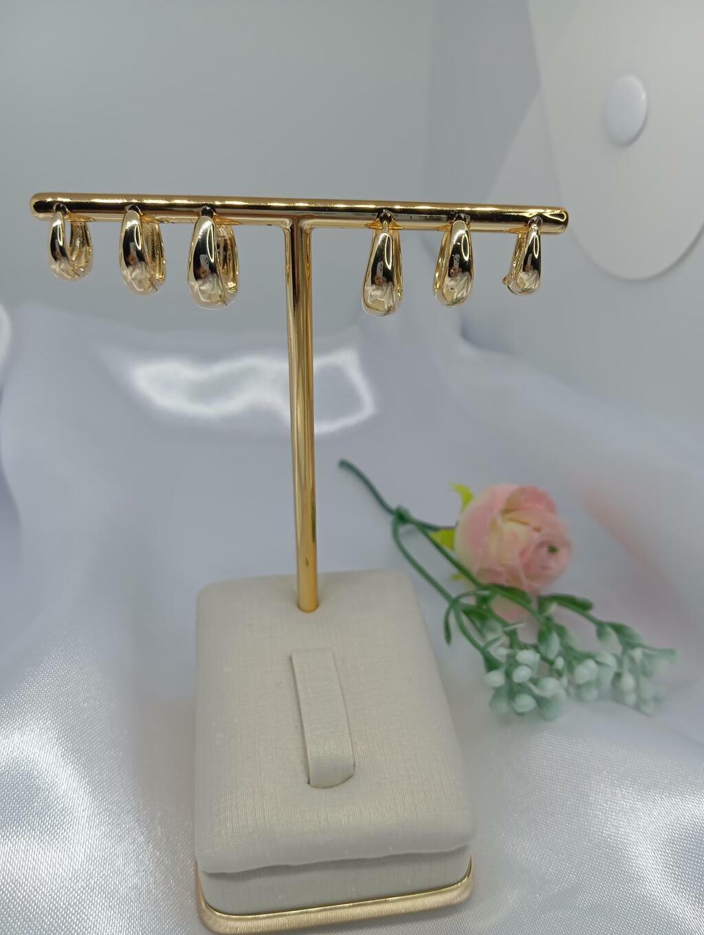 Brinco Trio Argolas Gota Liso Click Banhado a Ouro
