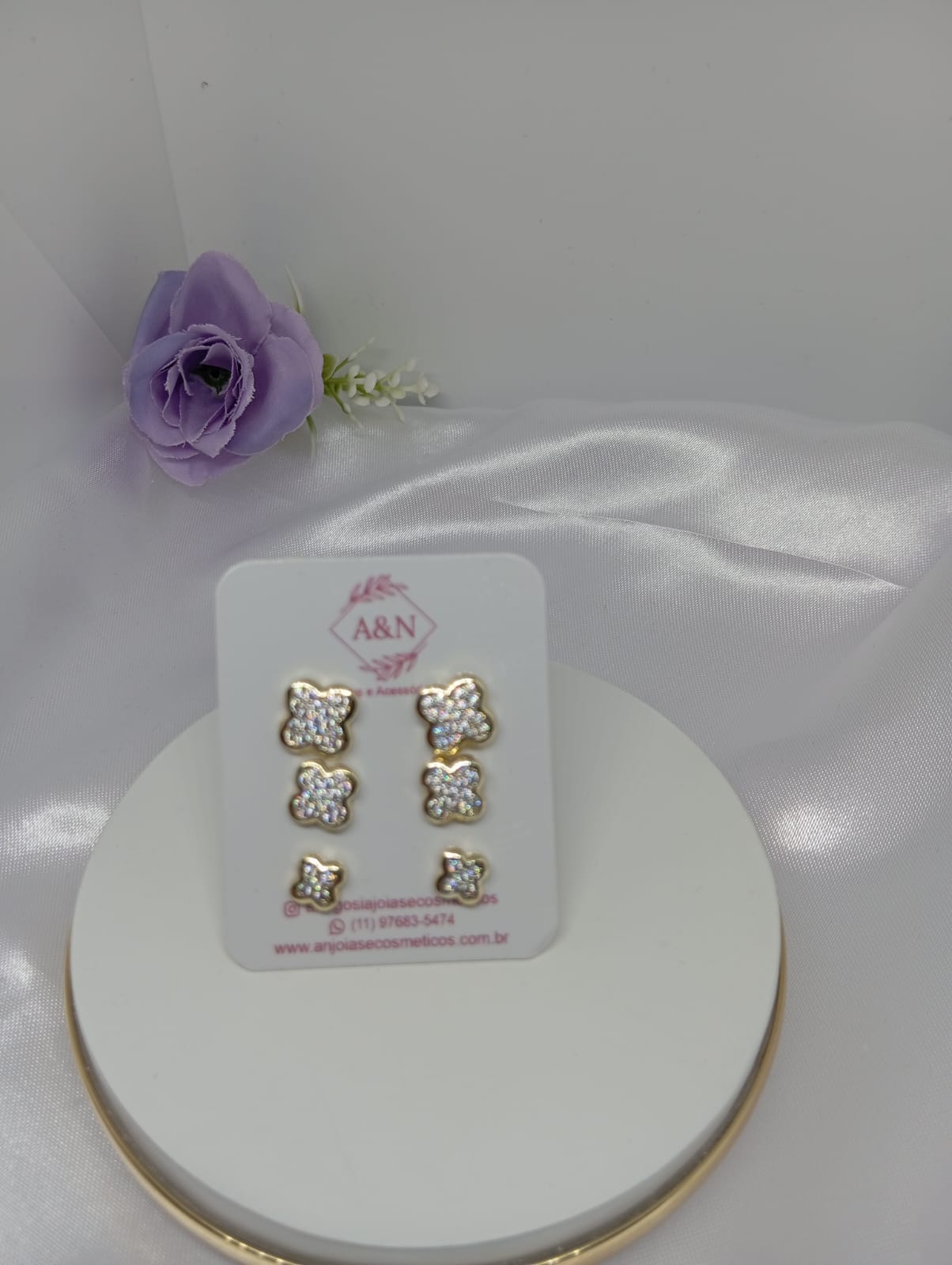 Brinco Trio de Pino Folh. A Ouro Inspiração Van Cleef