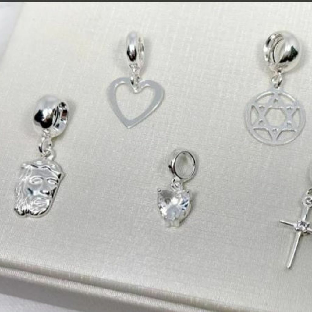 Pingentes Nossa Senhora, Cruz, Jesus, Pomba da Paz...