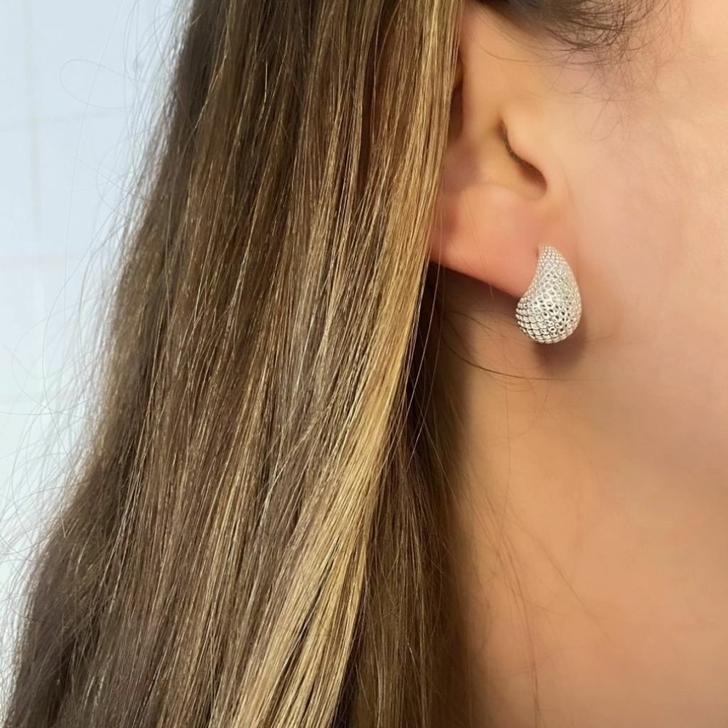 Brinco Gota de Renda Italiana Pequena Prata Pura