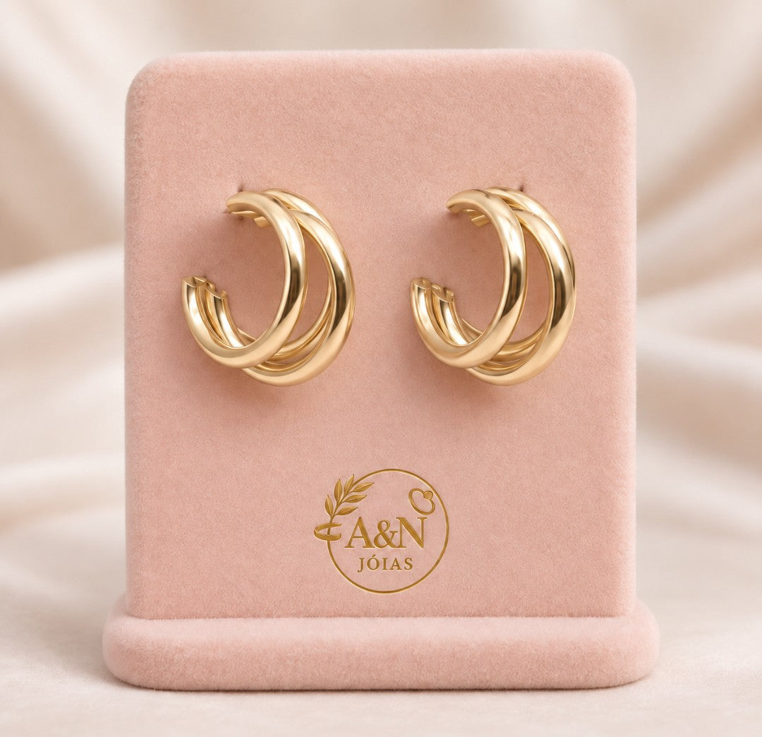Brinco Caracol Três Fios Dourado