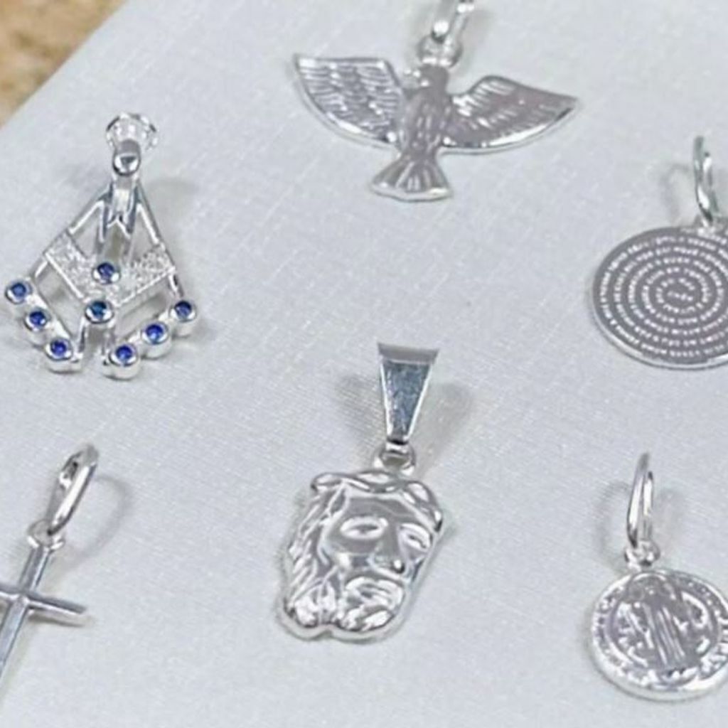 Pingentes Nossa Senhora, Cruz, Jesus, Pomba da Paz...