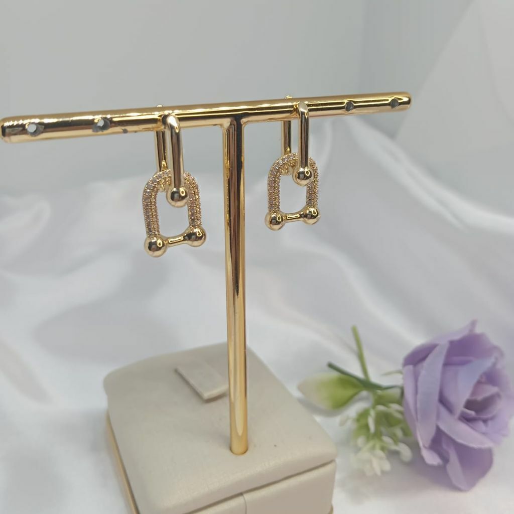 Brinco Argola Elos Corrente Cravejada Inspiração Tiffany Banhada a Ouro